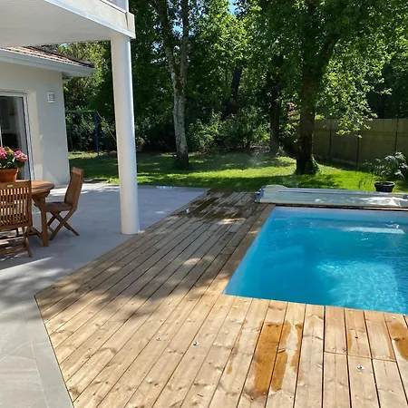 Detente Piscine A 150m De La A Tatil Evi Ares